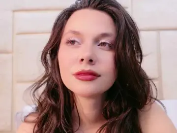 Bongacams Watch Live Sex Cams of RubyScarlett