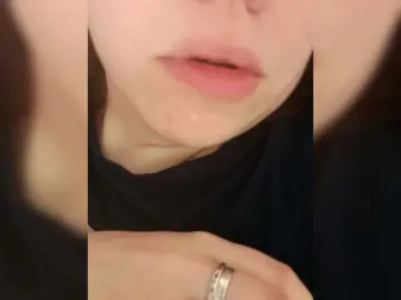 Bongacams Live Sex Cam of SweetDimond5