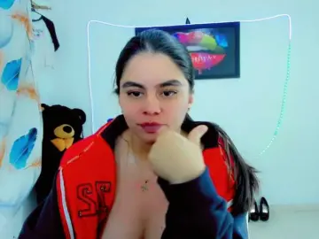 Bongacams Nude Webcam of maddison-ivannova