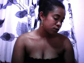 Bongacams Best live sex cam show of silviaLaBombe