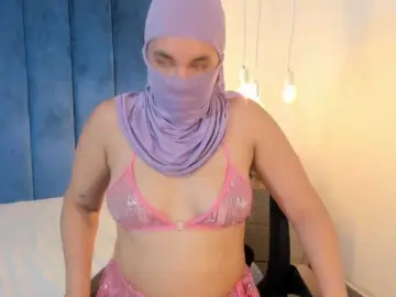 Bongacams Sex Cam of raniaa-