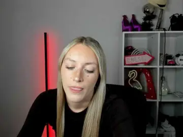 Bongacams Adult Webcam of EvelynBlond