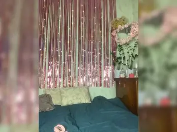 Sophialanguage from bongacams