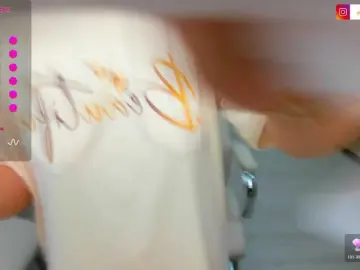 Bongacams Sex Cam of EveeEvian