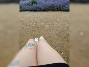 Bongacams Watch Live Sex Cams of GLAMYR252