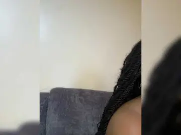 Bongacams Private Sex Chat of Curvy-maxy9