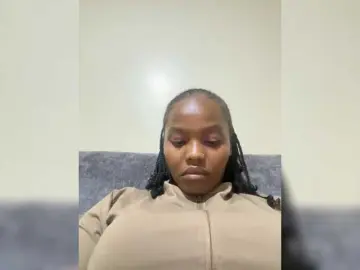 Bongacams Free Live Porn of Curvy-maxy9