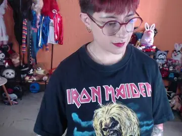 Bongacams Free Porn Cam of MiaJhons