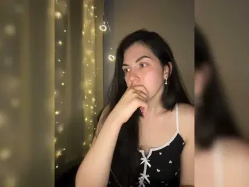 Vika19981 from bongacams