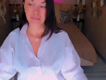 Bongacams Adult Video Chat of AnaMills