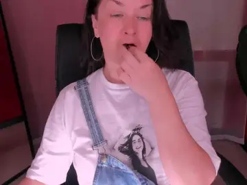 Bongacams Free Porn Cam of AnaMills