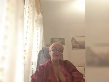 Bongacams Free Live Porn of KarinkaSweet