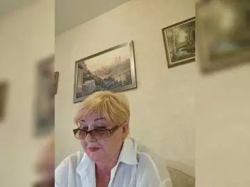 KarinkaSweet from bongacams