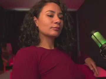 Bongacams Watch Live Sex Cams of MiraWair