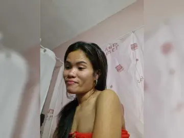 LovelyQueen from bongacams