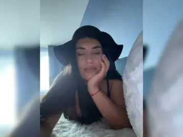 Bongacams Nude Webcam of Kiss-krisss