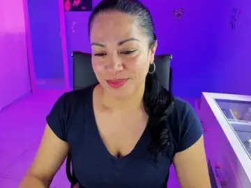 SkaterGal from bongacams