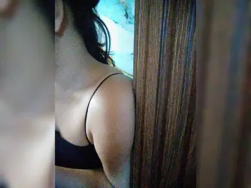 Bongacams Adult Webcam of XXhornywetprincess99XX