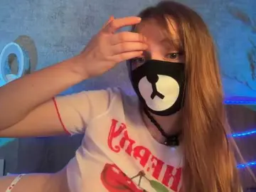 Bongacams Nude Webcam of -Summer-
