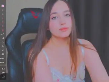 AliceMur from bongacams