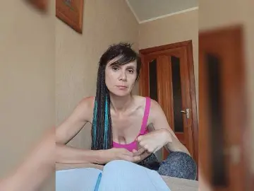 Bongacams Sex Chat of Hellenalonenochka