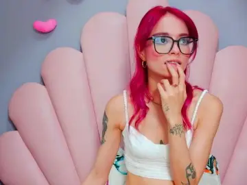 Bongacams Private Sex Chat of LUCYMILLER