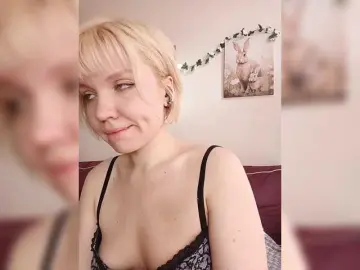 Bongacams Watch Live Sex Cams of Tikoffka
