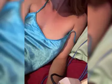 Bongacams Best live sex cam show of KinaMoonLove