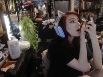 Bongacams Adult Webcam of pussyxpaladin