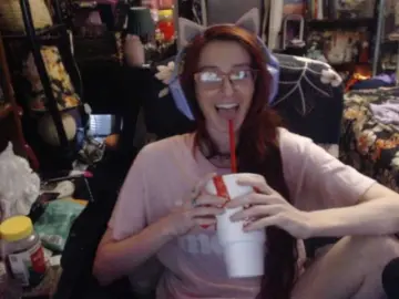 Bongacams Free Porn Cam of pussyxpaladin