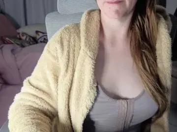 Bongacams Live Porn of CreamyWoman