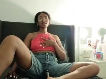 Bongacams Best live sex cam show of CarolineS