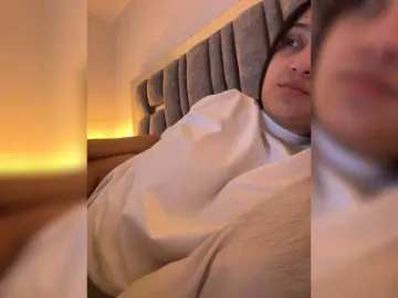 Bongacams Watch Live Sex Cams of IrisEvans