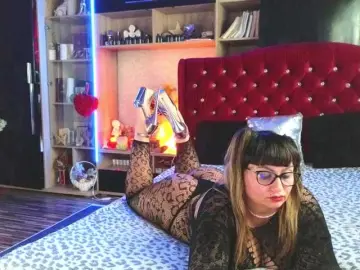 Bongacams Free Porn Cam of CandyBigbooty