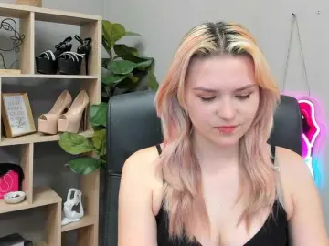 Bongacams Private Sex Chat of SweetLilyxo