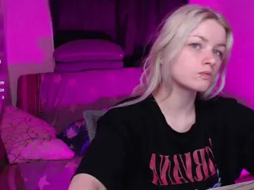 Bongacams Live Sex Cam of CherryNight666