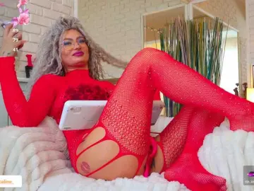 Bongacams Free Porn Cam of blondeceline