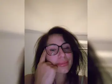 Bongacams Free Porn Cam of SophieMary