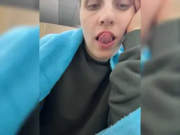 Bongacams Free Porn Cam of NumberOneWoman