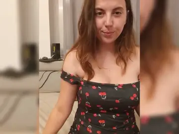 Melenka from bongacams
