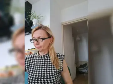 Bongacams Adult Video Chat of ShiningMILF
