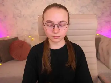 Bongacams Best live sex cam show of ArrinaWairr