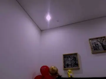 Bongacams Watch Live Sex Cams of latinvalery