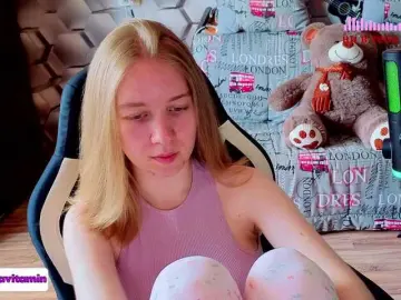 Bongacams Free Live Porn of Vita-min-4ik