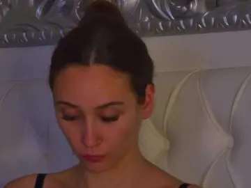 Bongacams Live Sex of AliceMunro