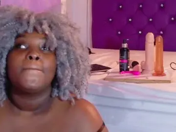 Bongacams Nude Webcam of ebony-NeighborMoans
