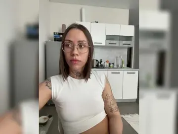 Bongacams Sex Chat of IRAONIC