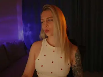 Bongacams Watch Live Sex Cams of BlackMonro