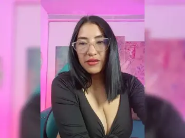 Sofihot4 from bongacams