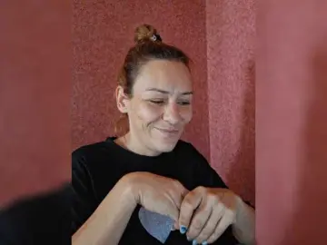 Bongacams Free Porn Cam of krisred